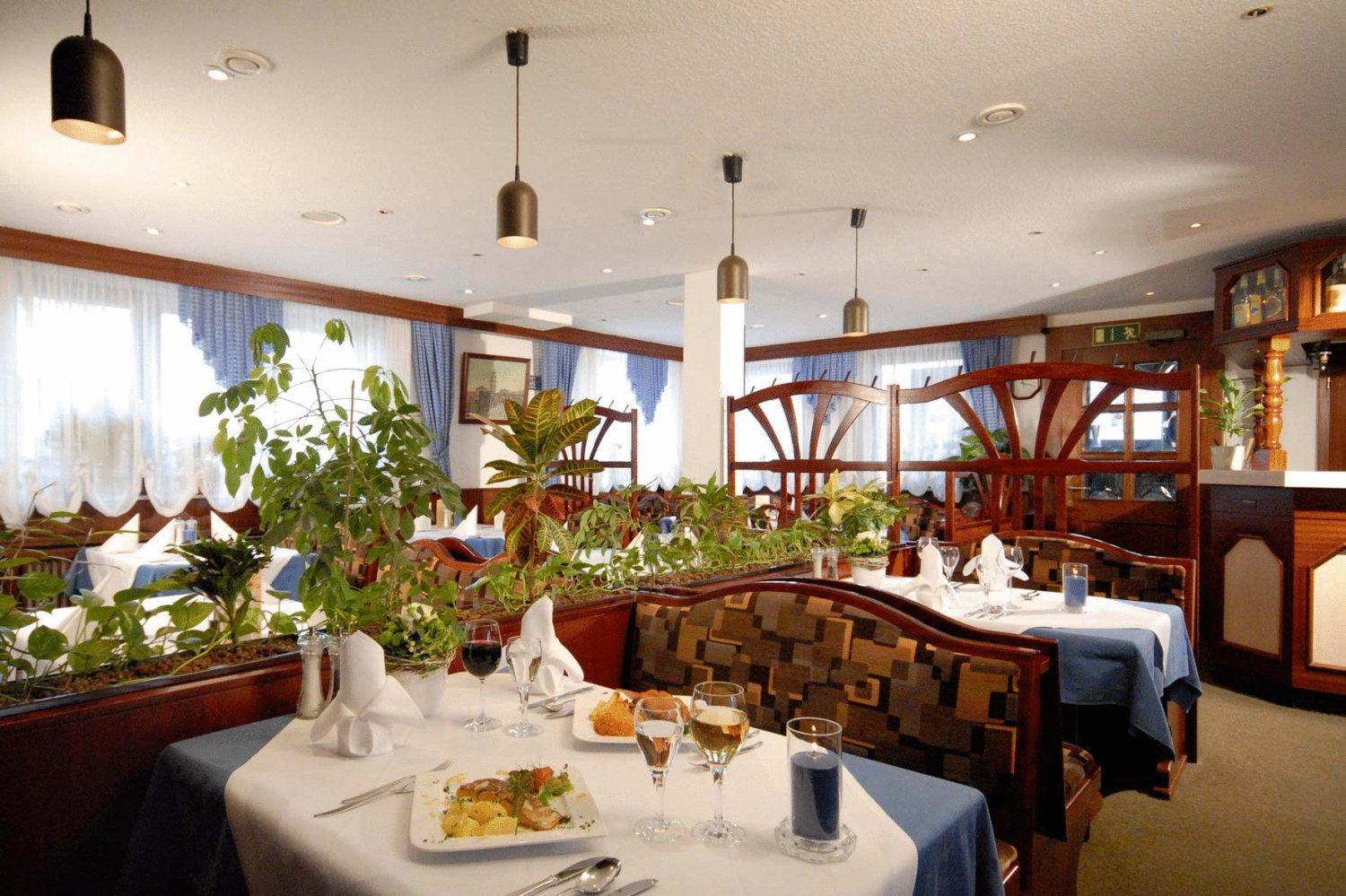 Hotel & Restaurant Hugenottengarten Friedrichsdorf Extérieur photo